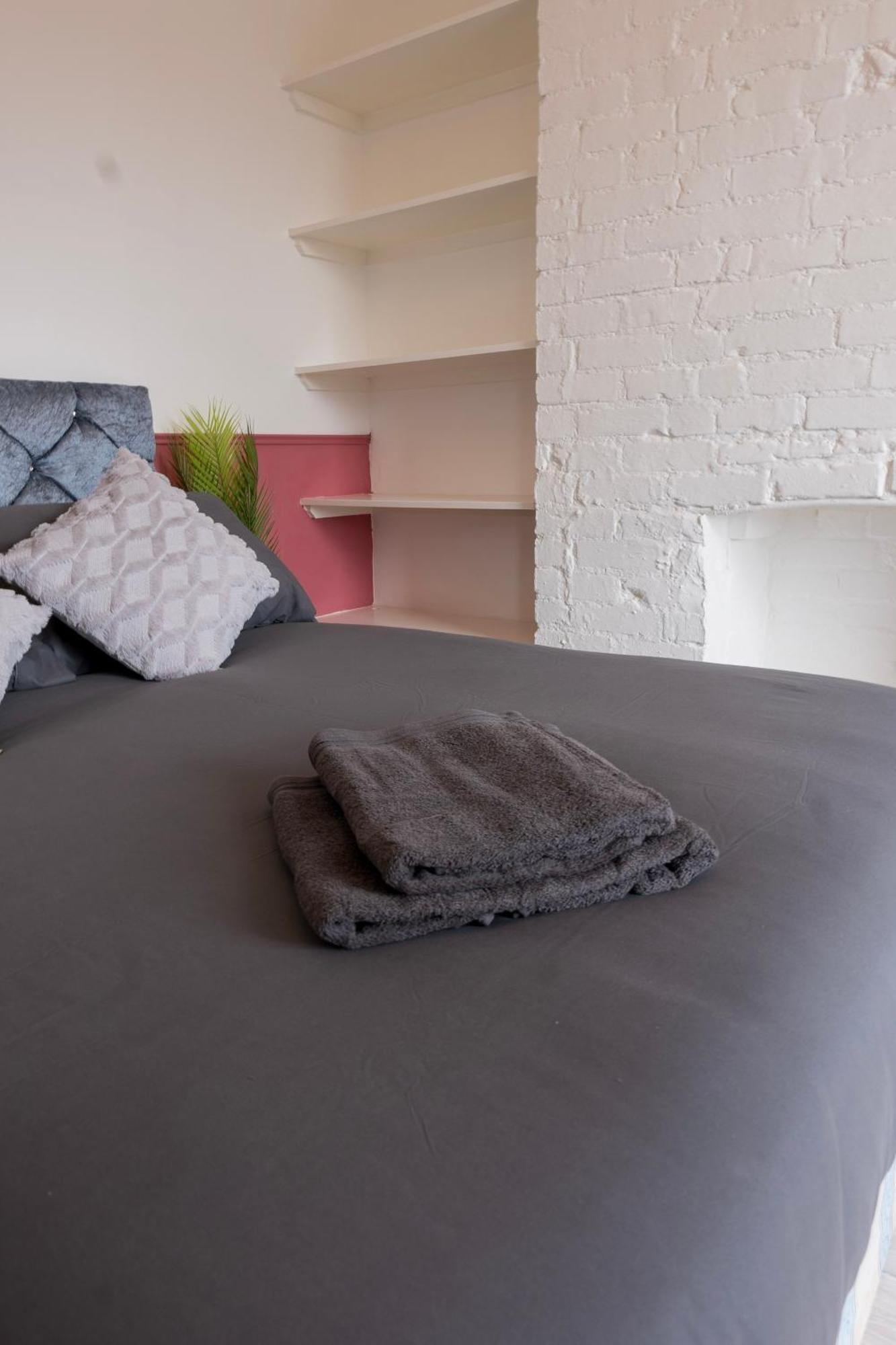 5C- Stylish Urban Retreat - Spacious 2 Bed Flat Λονδίνο Εξωτερικό φωτογραφία