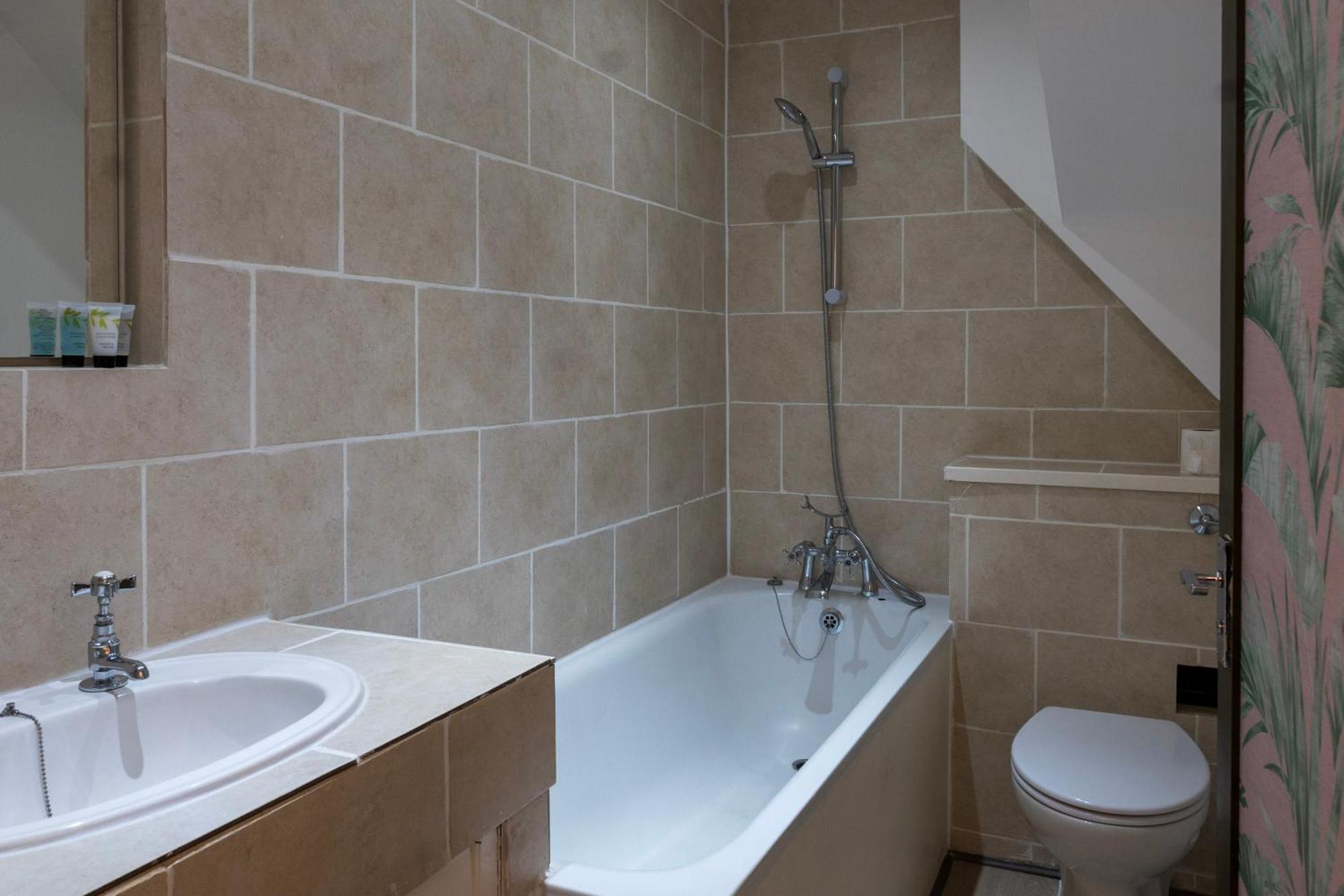 5C- Stylish Urban Retreat - Spacious 2 Bed Flat Λονδίνο Εξωτερικό φωτογραφία