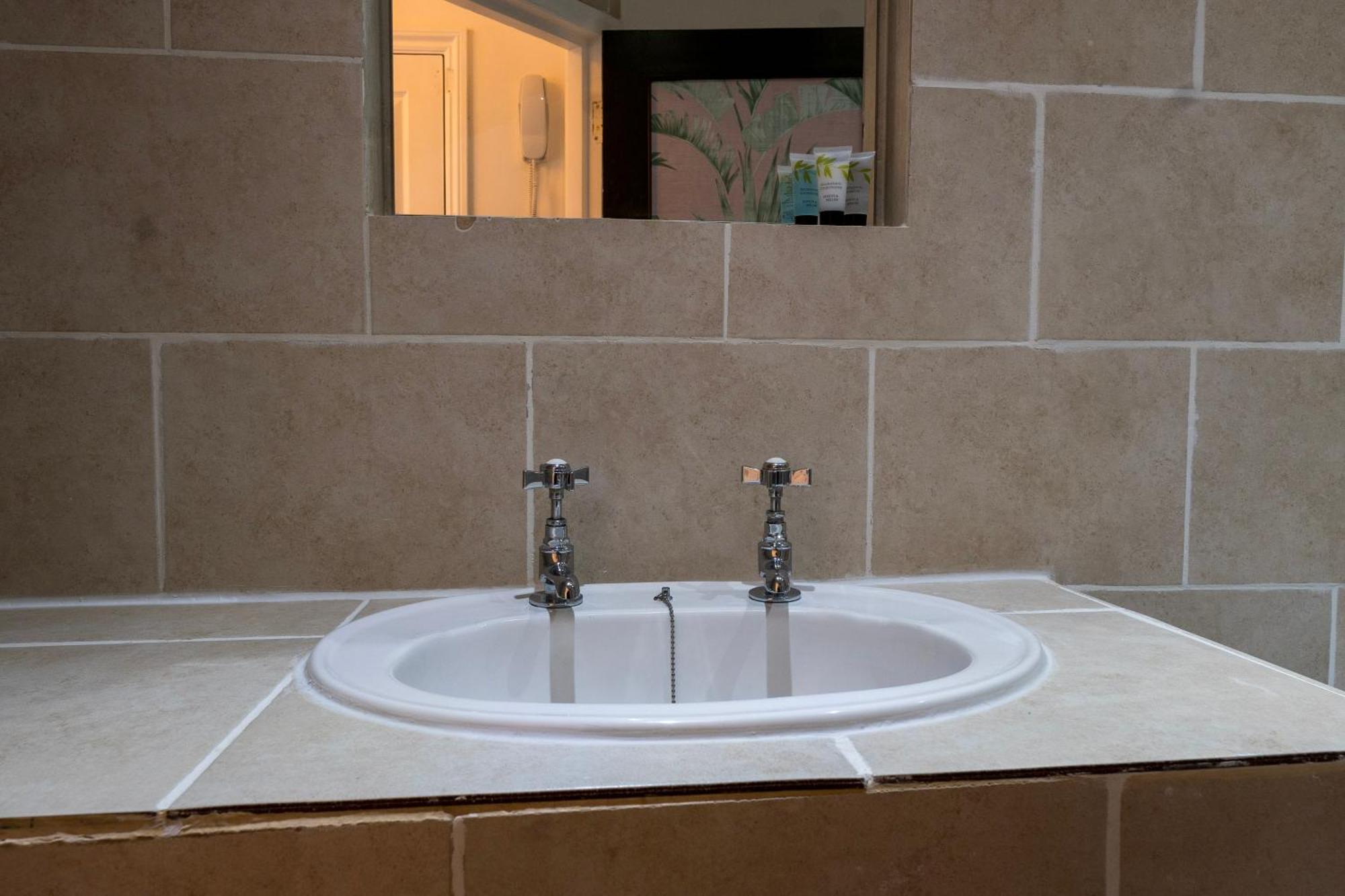 5C- Stylish Urban Retreat - Spacious 2 Bed Flat Λονδίνο Εξωτερικό φωτογραφία